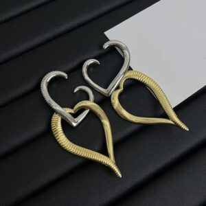 Kadın Vip Garment Serisi İki Kalpli Küpe - Görsel 2