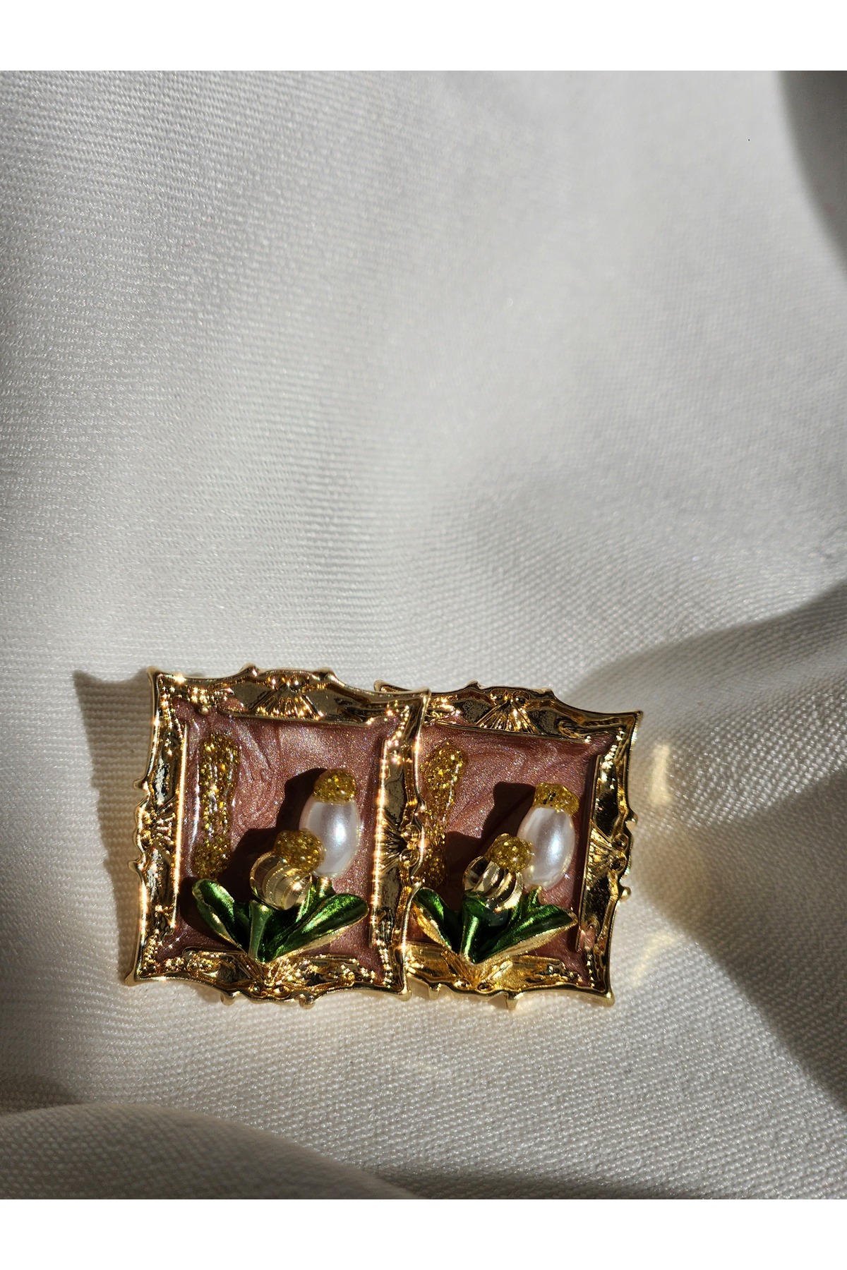 Maison Perşembe | Vintage Küpe Lale Detay